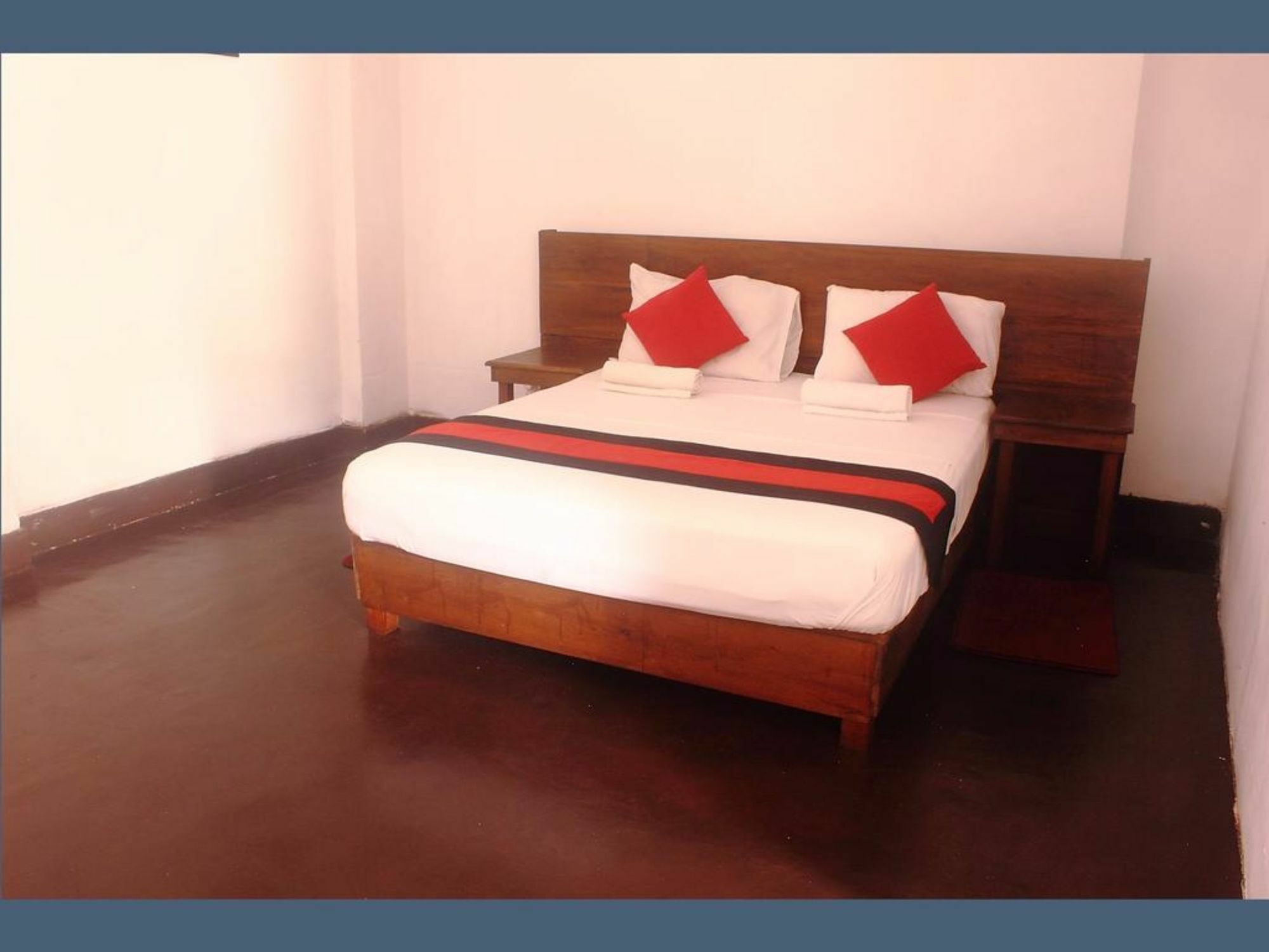 256 Townhouse Rest Hotell Kandy Eksteriør bilde